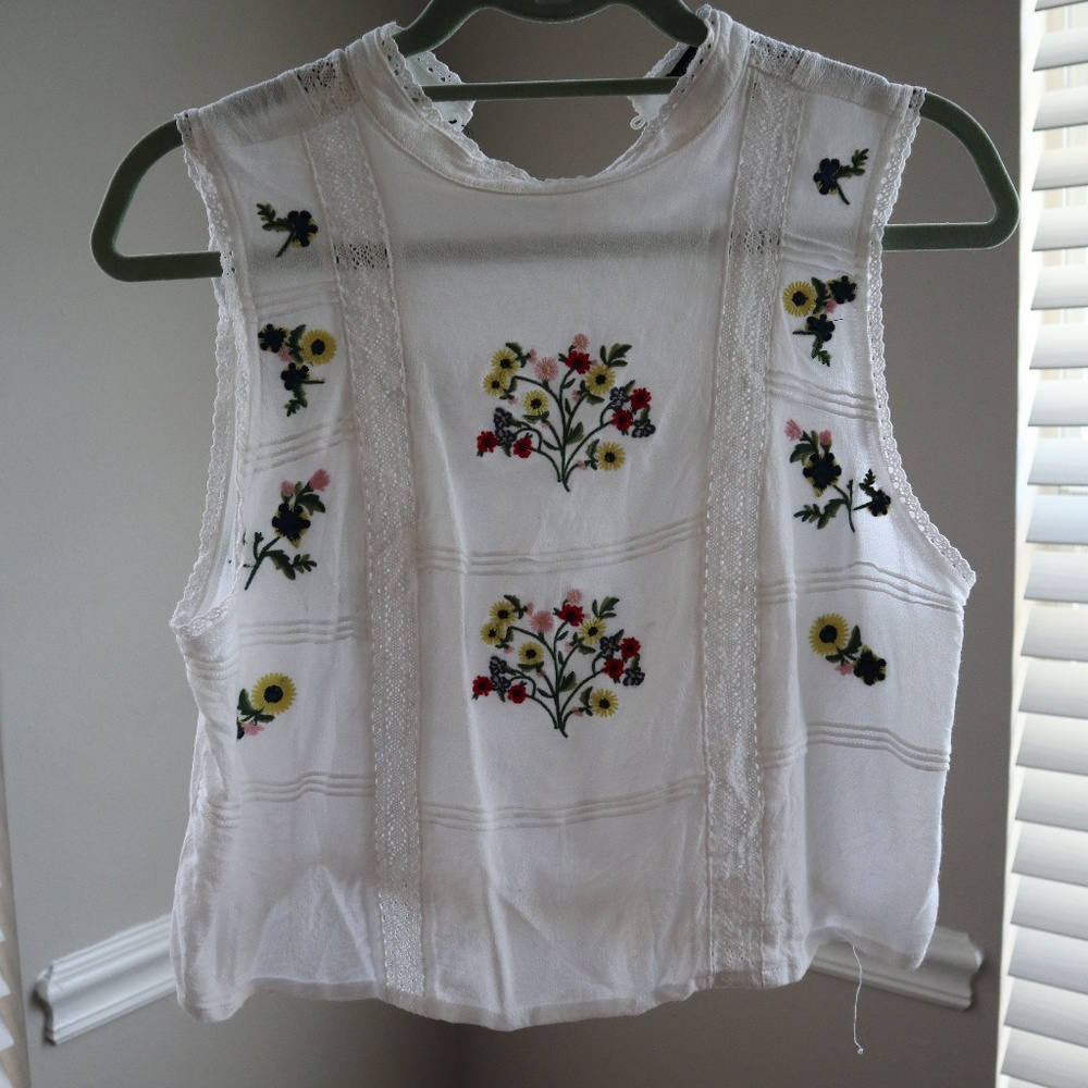 White Flower Embroidered Crop Top
